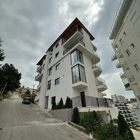 Santa Quaranta 2 Apartment *